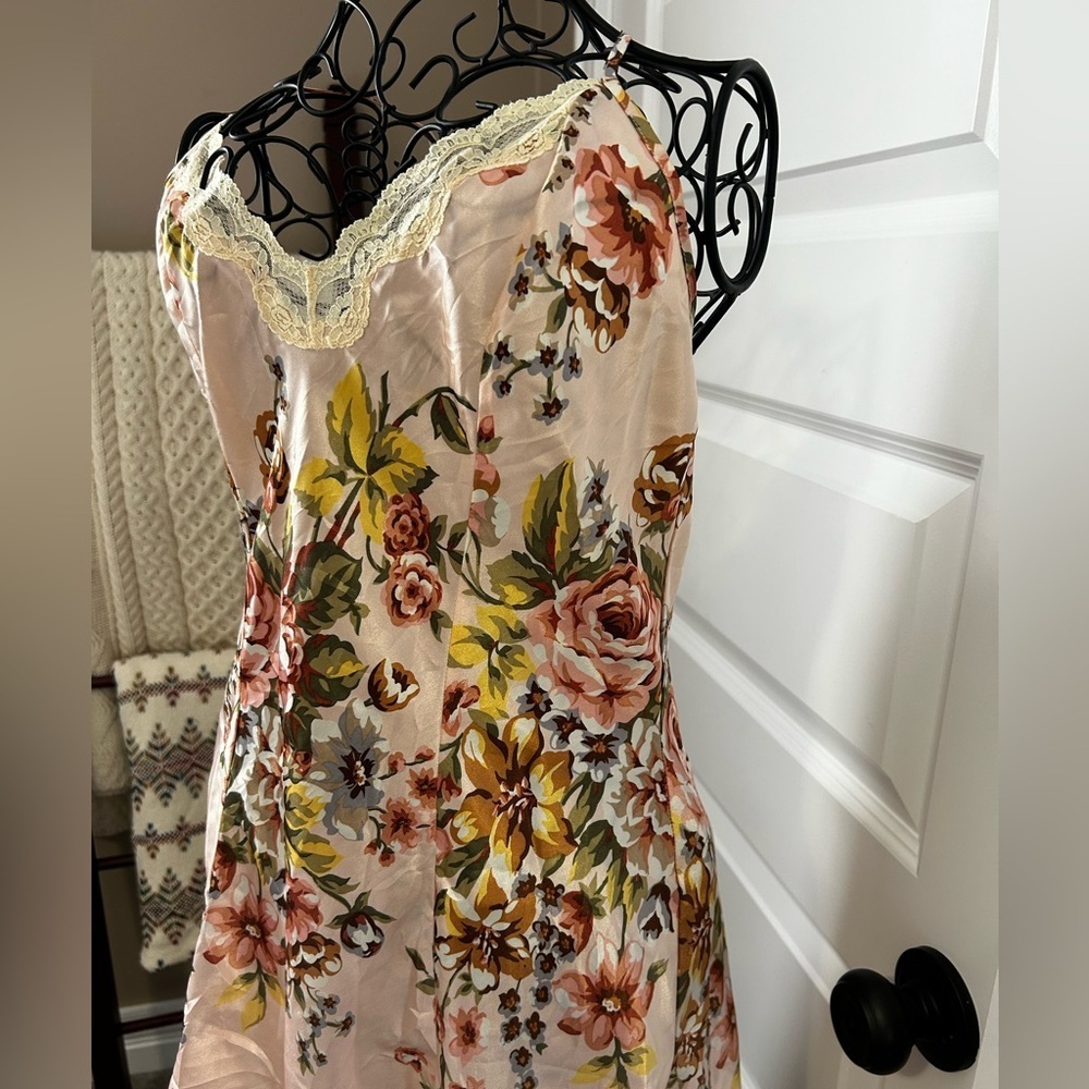 Victoria's Secret Vintage Gold Label Floral Satin Lace Nighty Lingerie - Picture 2 of 7